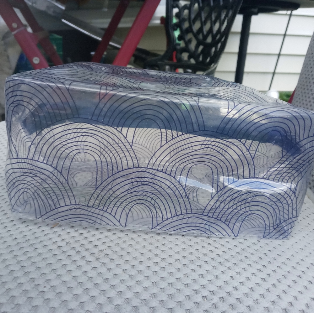 Transparent Zipper Pouch - Picture 9 of 9